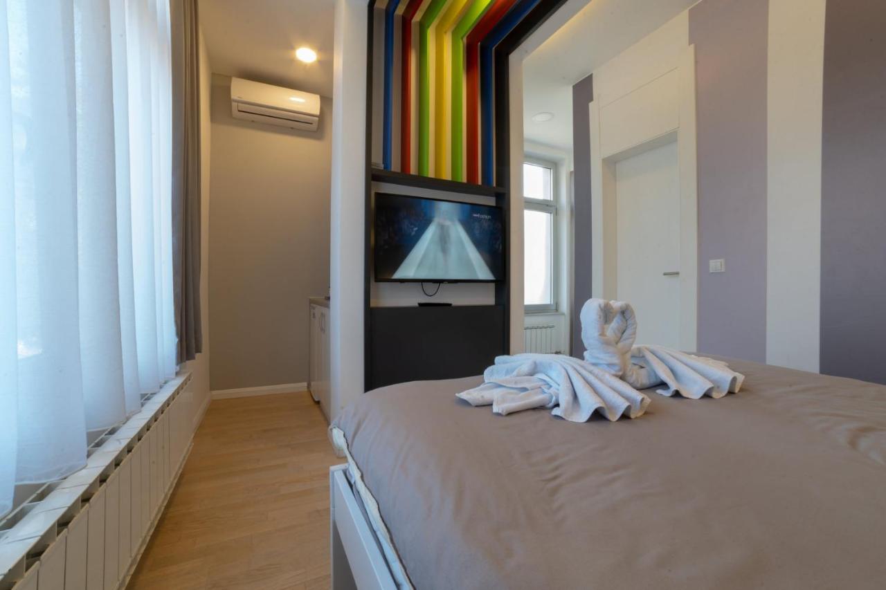 Apartments Slana Oaza トゥズラ エクステリア 写真