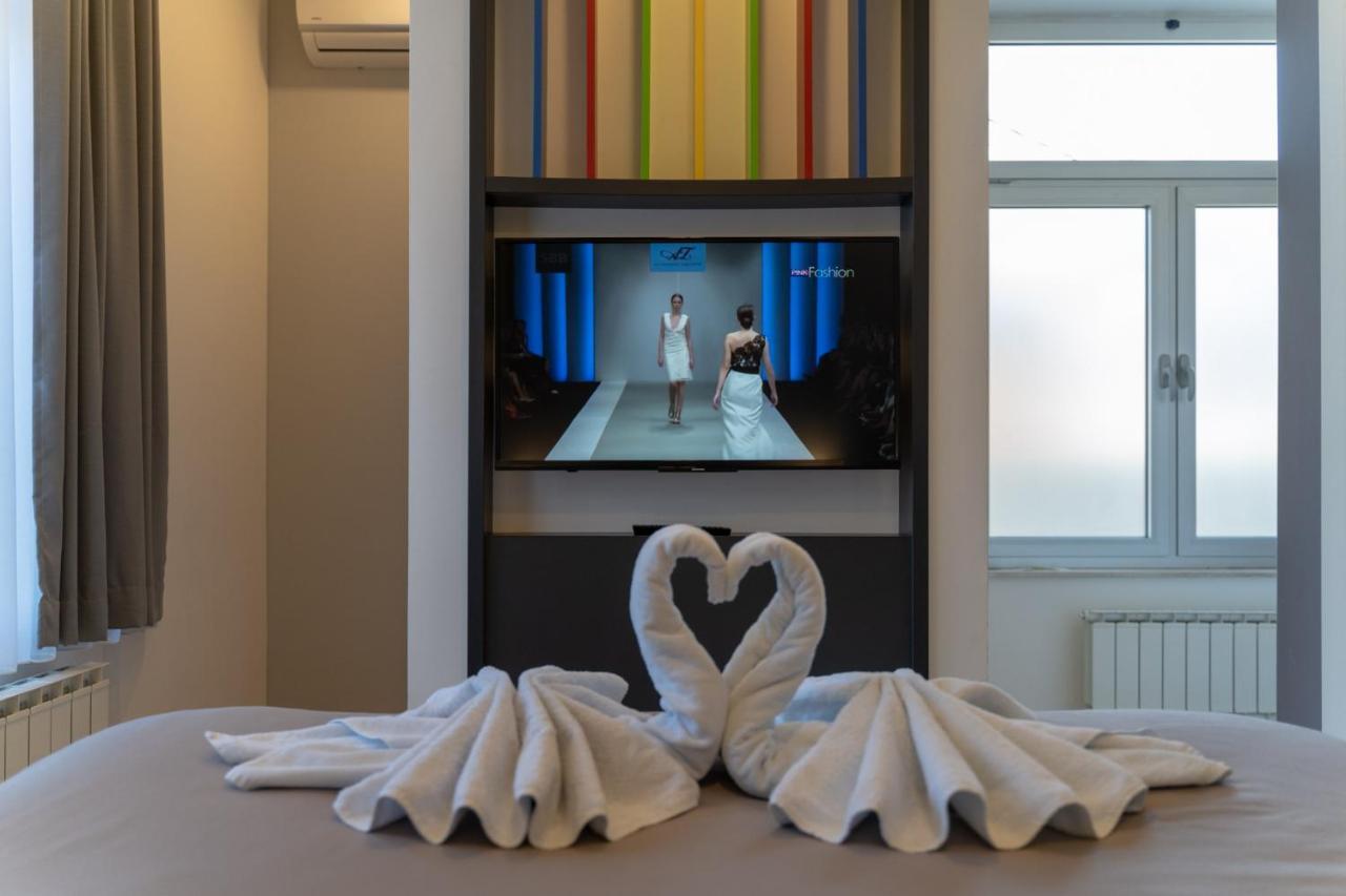 Apartments Slana Oaza トゥズラ エクステリア 写真