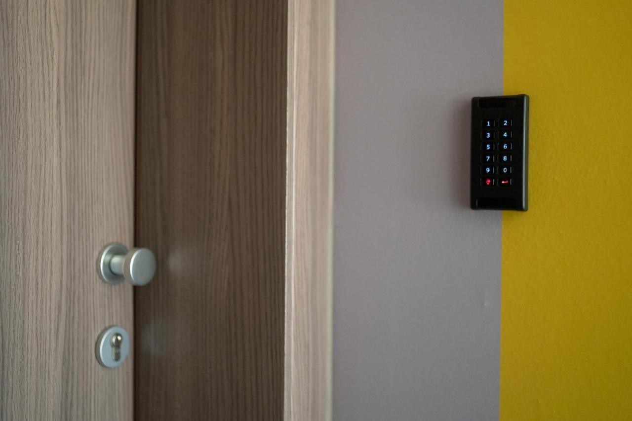 Apartments Slana Oaza トゥズラ エクステリア 写真